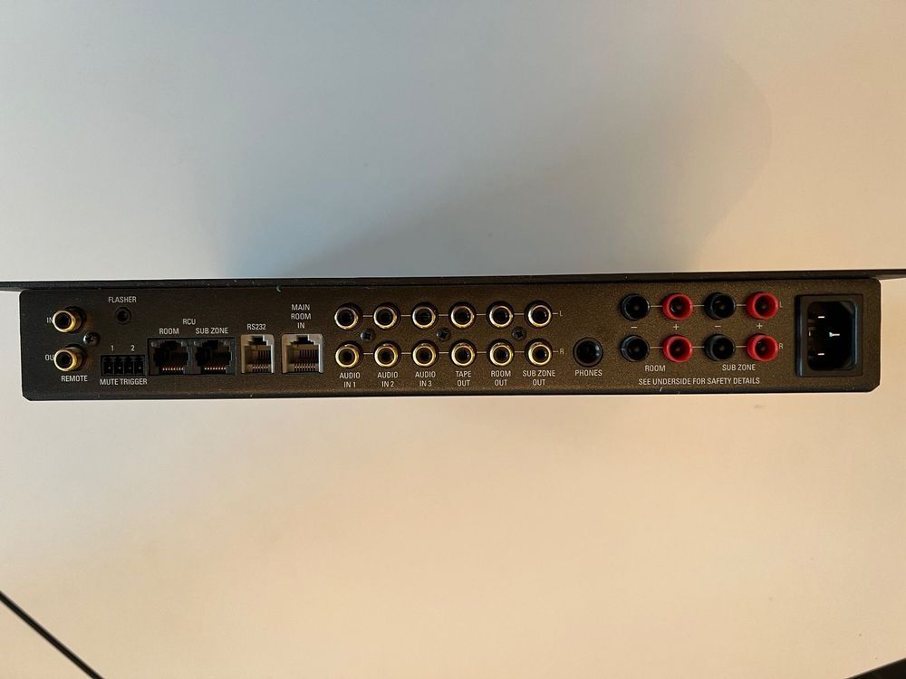 Linn Amplificatori: Linn Roomamp 2i High-End Verstärker – Usato da Beromünster venduto da Tili5 2