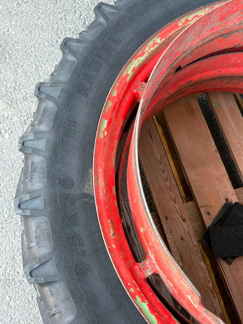 Pneumatici & Ruote complete: Doppelräder Radial 9.5R36 – Usato da Hasle b. Burgdorf venduto da Agro3415Te-ch 2