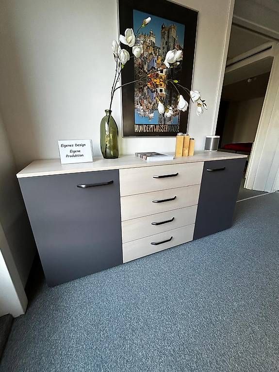 Cassettiere: Sideboard nach Mass ab Ausstellung – Usato da Urtenen-Schönbühl venduto da wohnstudio_haller 1