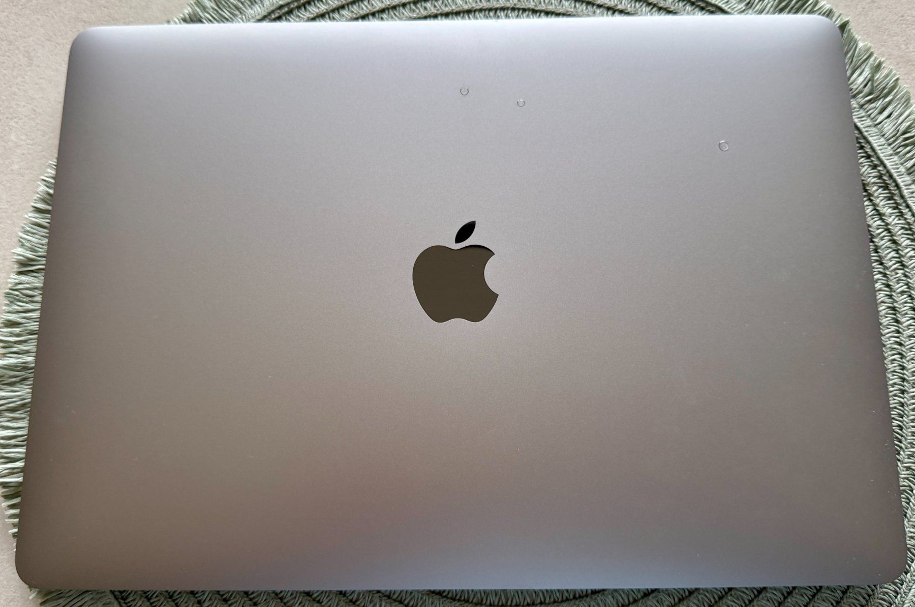 Apple Notebook: MacBook AIR M1 2020 – Usato da Buochs venduto da Aale 2