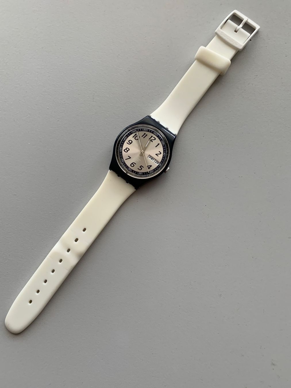 Swatch Uhren: Swatch Armband Uhr – Gebraucht aus Grenchen von  1