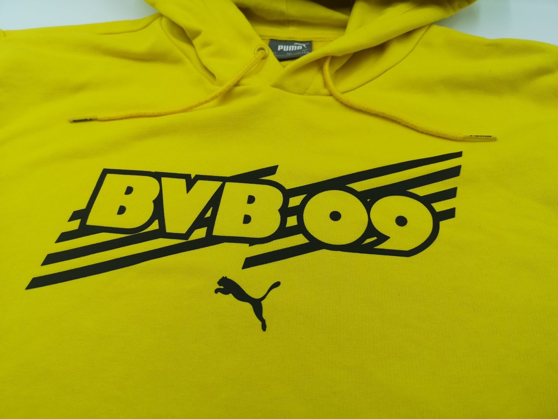 Puma Maglioni & Felpe: BVB 09 Puma Hoodie Pullover, Grösse L – Usato da Wil SG venduto da Donaldus 2
