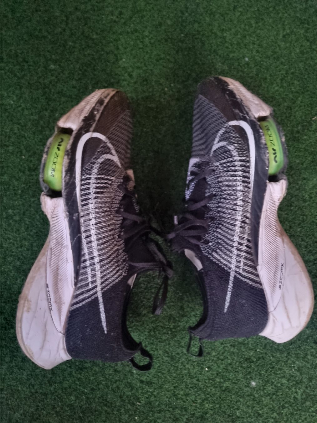 Nike Scarpe da uomo: Nike Zoom Laufschuhe Gr 42.5 – Usato da Emmenbrücke venduto da TopGato 2