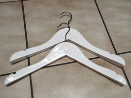 Kleiderbuegel Tommy Hilfiger weiss 2 Stueck guter Zustand