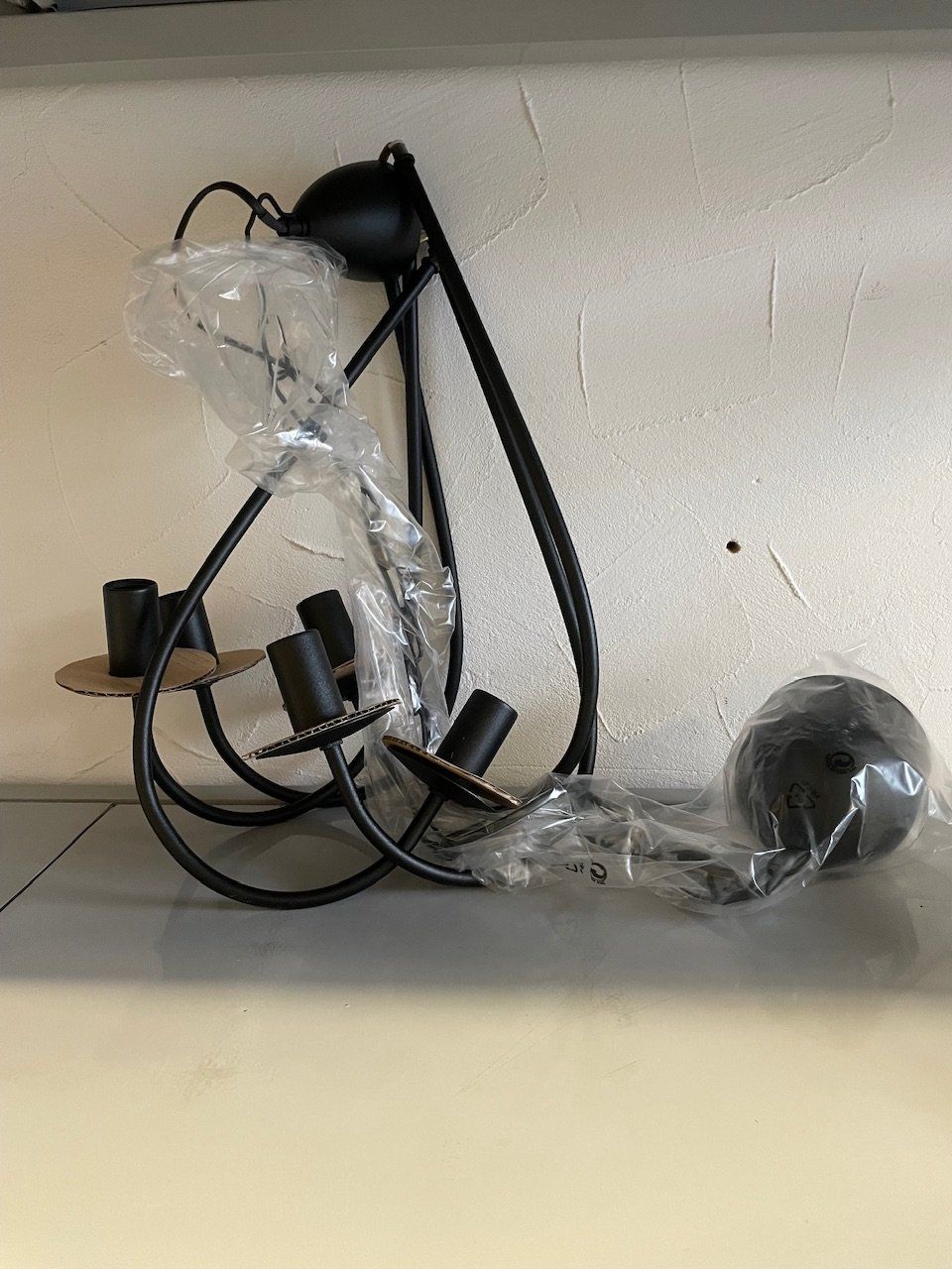 Ikea Lampen: Kronleuchter MOLNIG Ikea schwarz – Neu und originalverpackt aus Schaffhausen von  6