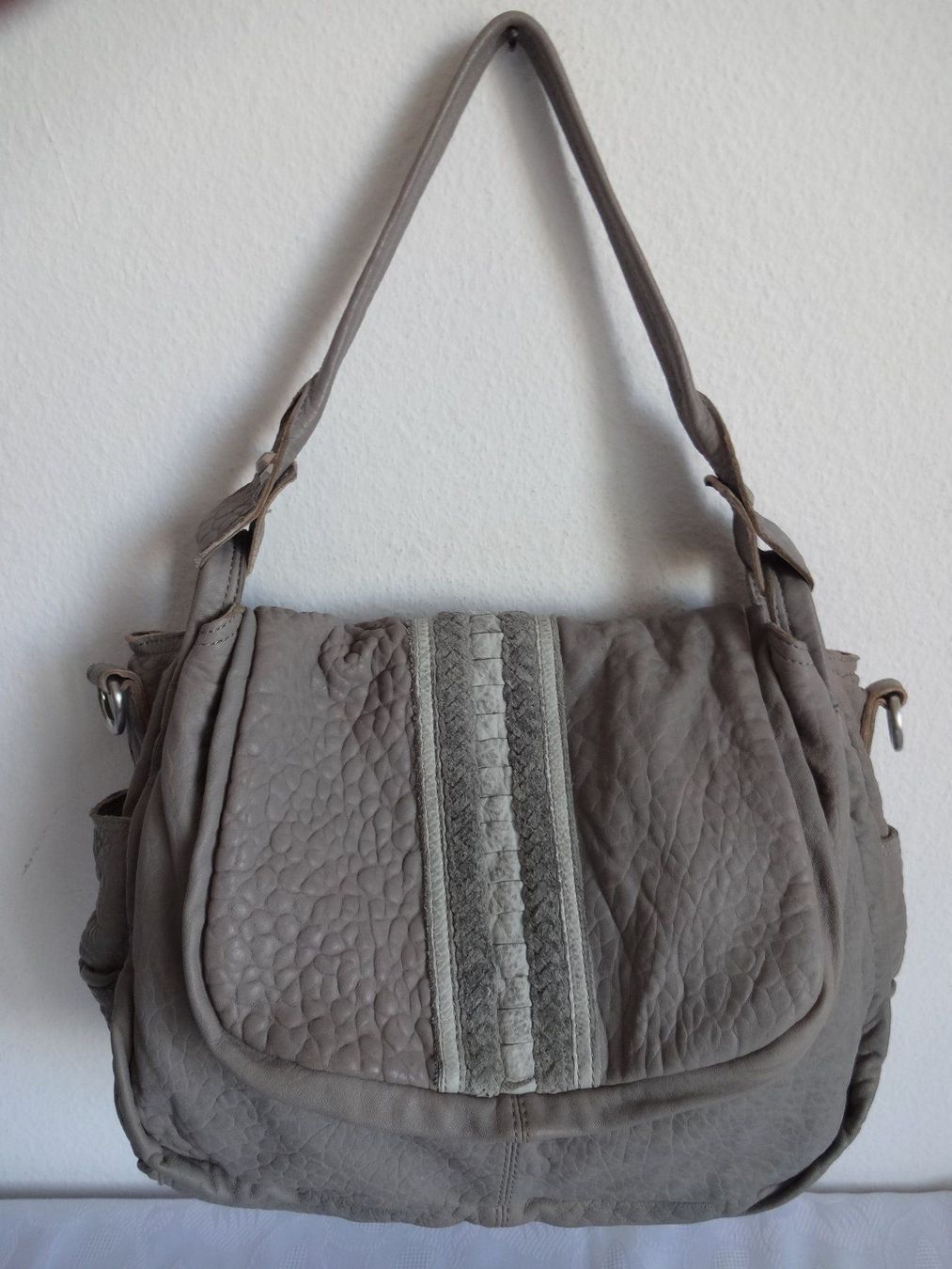 Liebeskind Taschen für Damen: "LIEBESKIND"Echtleder Tasche – Neu (gemäss Beschreibung) aus Frauenfeld von Riaa 1