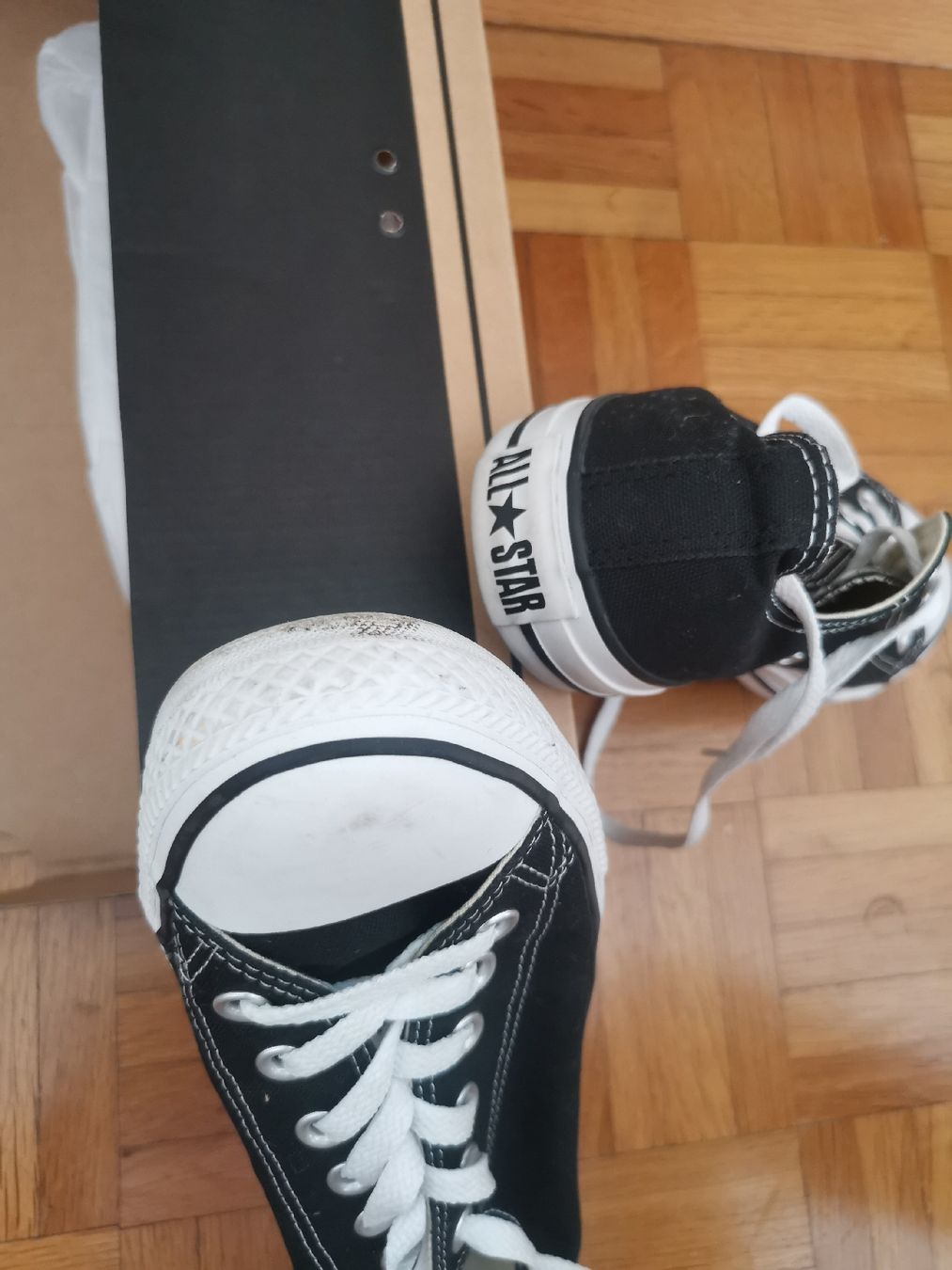 Chaussures hommes: Converses basses noires EU40 – D'occasion à meggen par VICCHLU 2