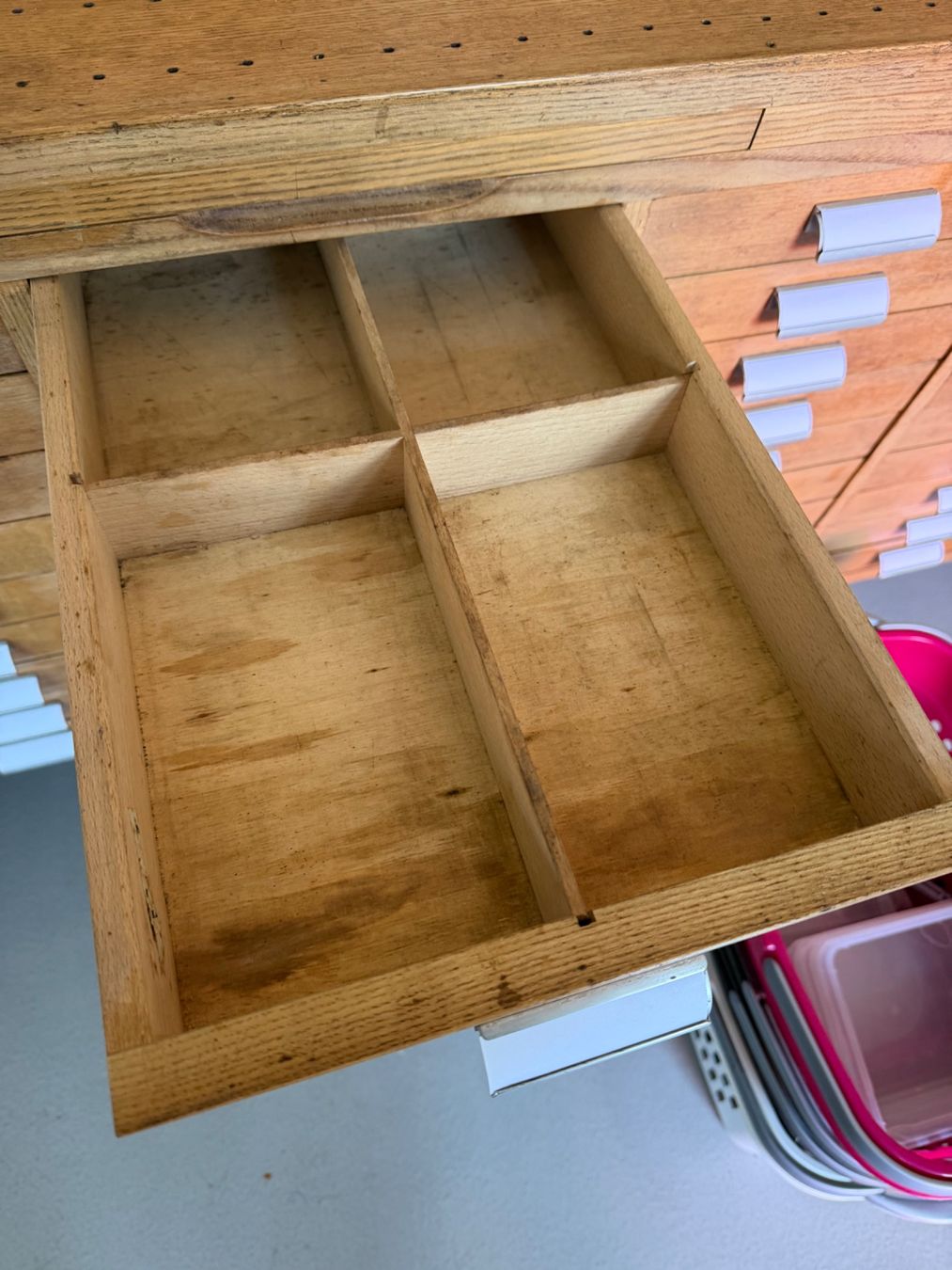 Ladenausstattungen & Messebau: Theke / Apothekerschrank – Gebraucht aus Jeuss von Karuschka 5