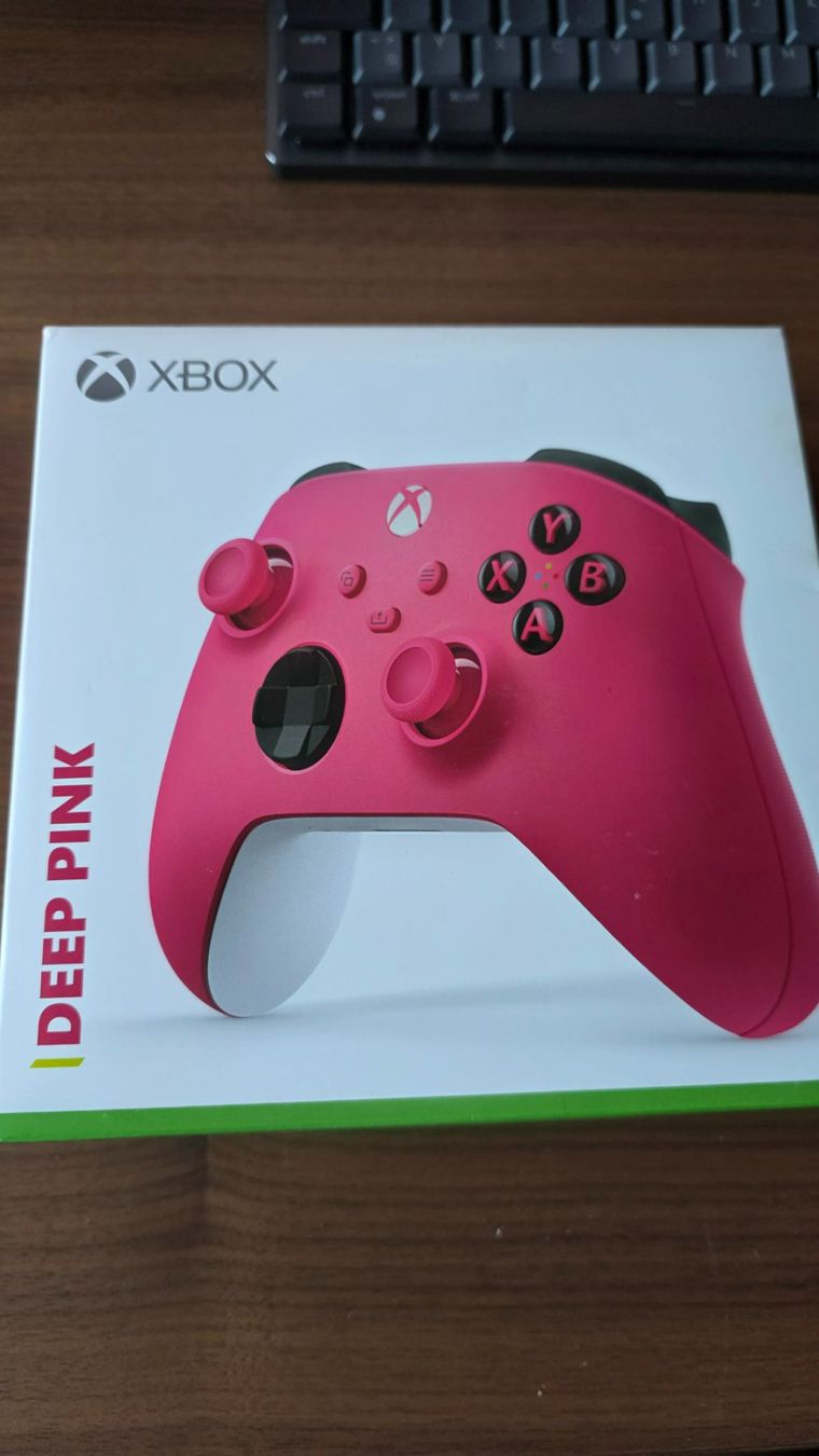 Microsoft Controller: Microsoft Xbox Wireless Controller Deep Pink mit OVP – Usato da Wil SG venduto da Silvan225 2