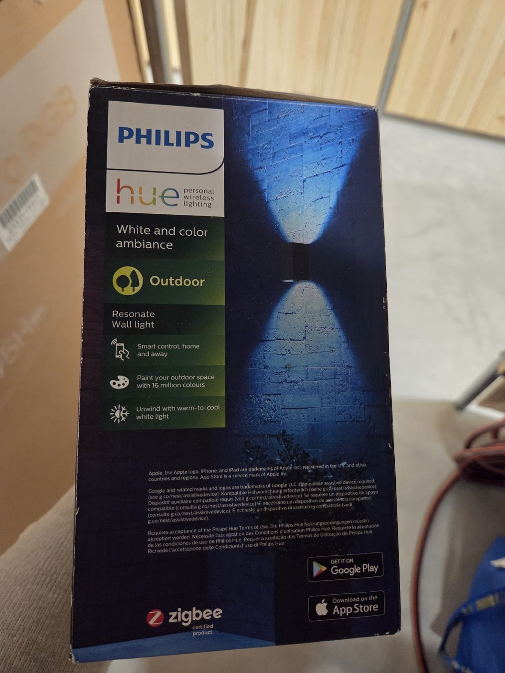 Philips Lampen: Phillips Hue Aussenleuchte – Neu und originalverpackt aus Untervaz von lara061 3