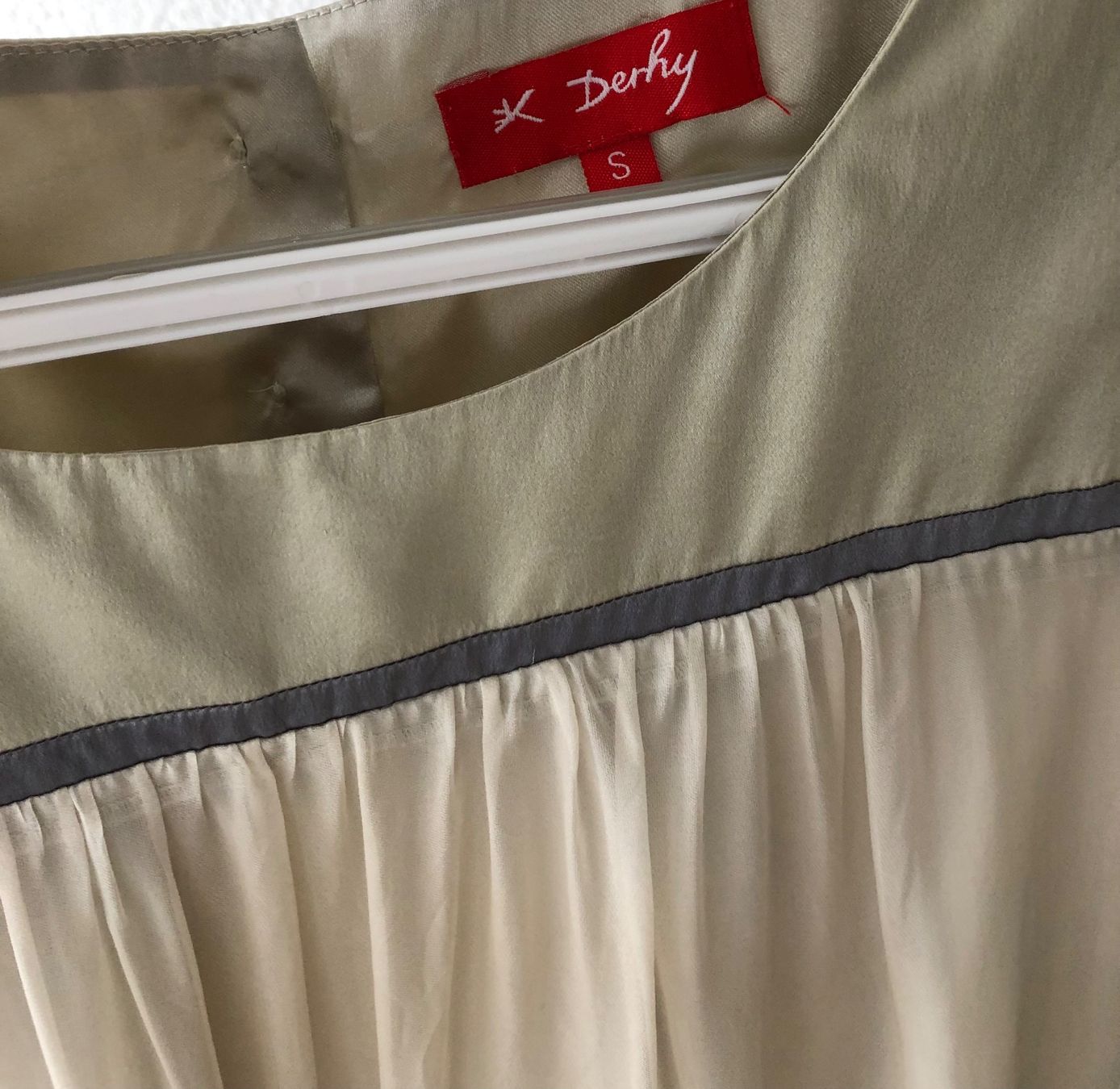Derhy Kleider: Derhy Seidenkleid Gr.S – Gebraucht aus Horn von Resvi 6
