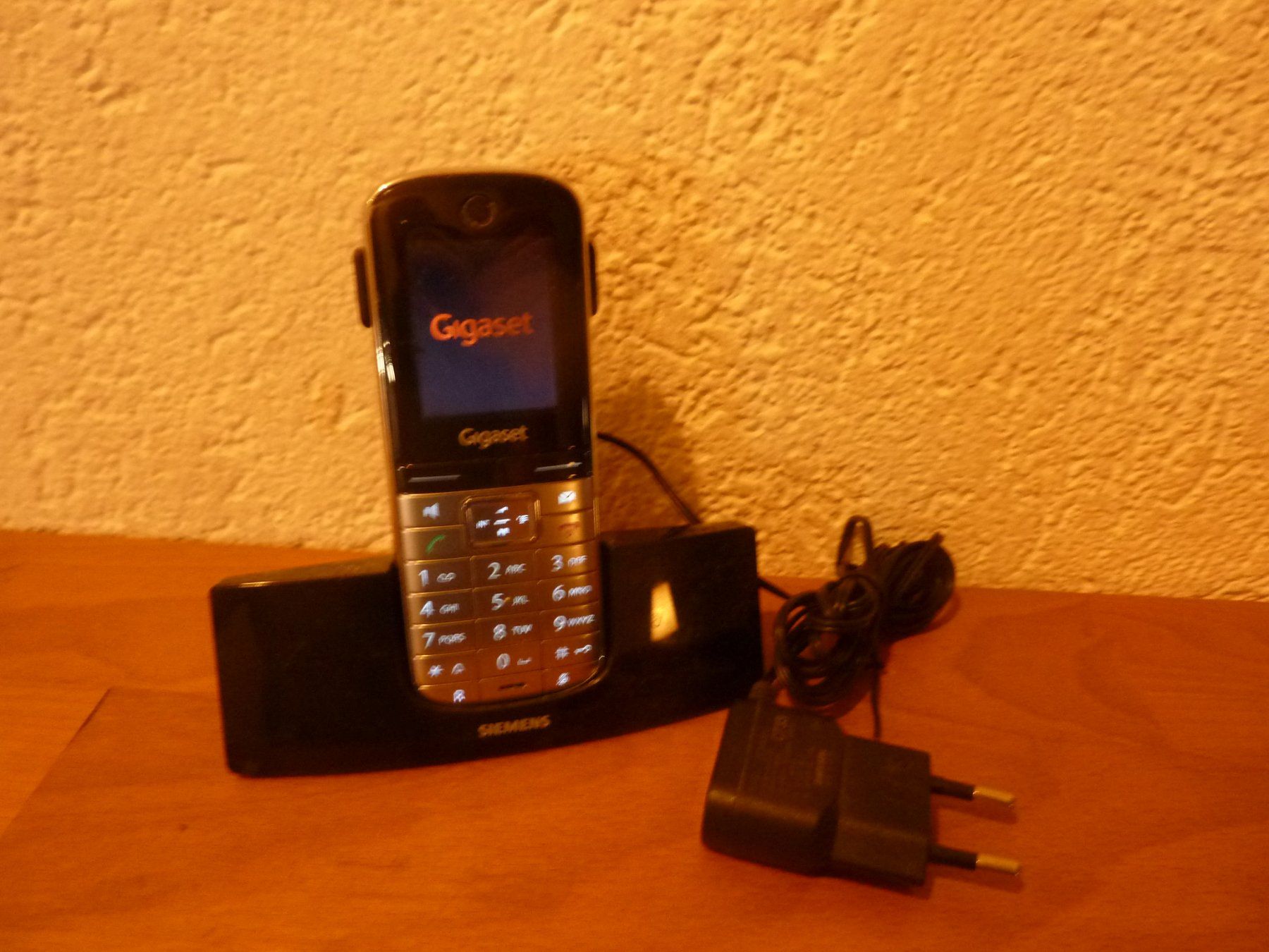 Gigaset Telefoni: Gigaset SL400 Dect-Schnurlostelefon Bluetooth – Usato da Hochfelden venduto da swissice 3