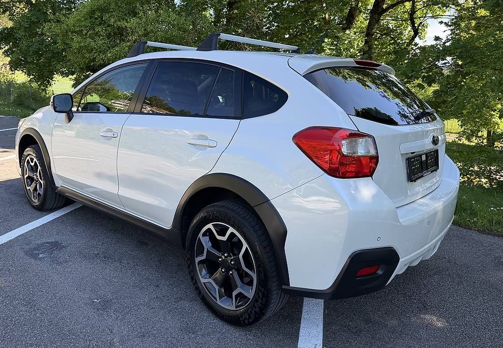 Automobili: Subaru XV 2.0i-S AWD Automat – Usato da Zwillikon venduto da Ueli.99 2