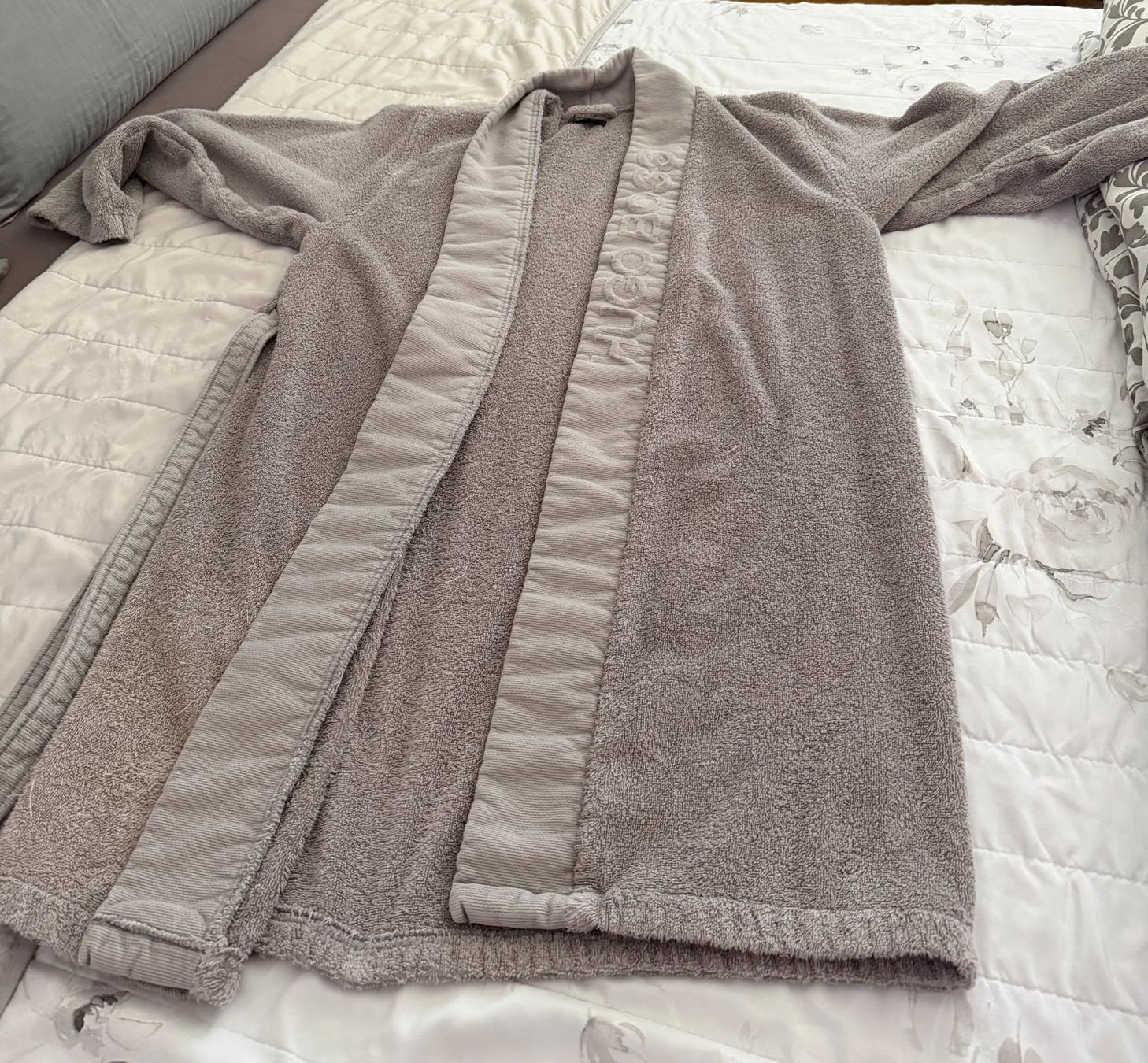 Hugo Boss Accappatoi: Accappatoio uomo Hugo Boss – Usato da Morbio Inferiore venduto da ant_x92h
