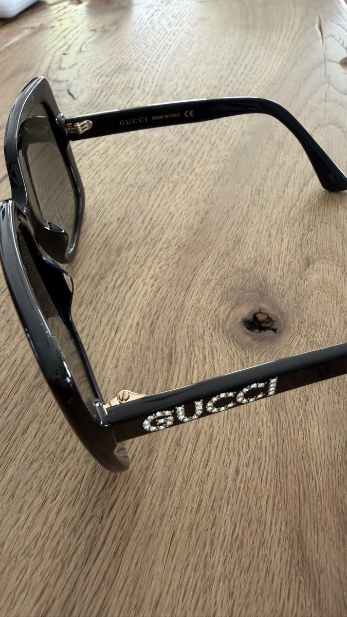 Gucci Brillen & Gläser: Gucci Sonnenbrille – Gebraucht aus Würenlos von engeli028 2