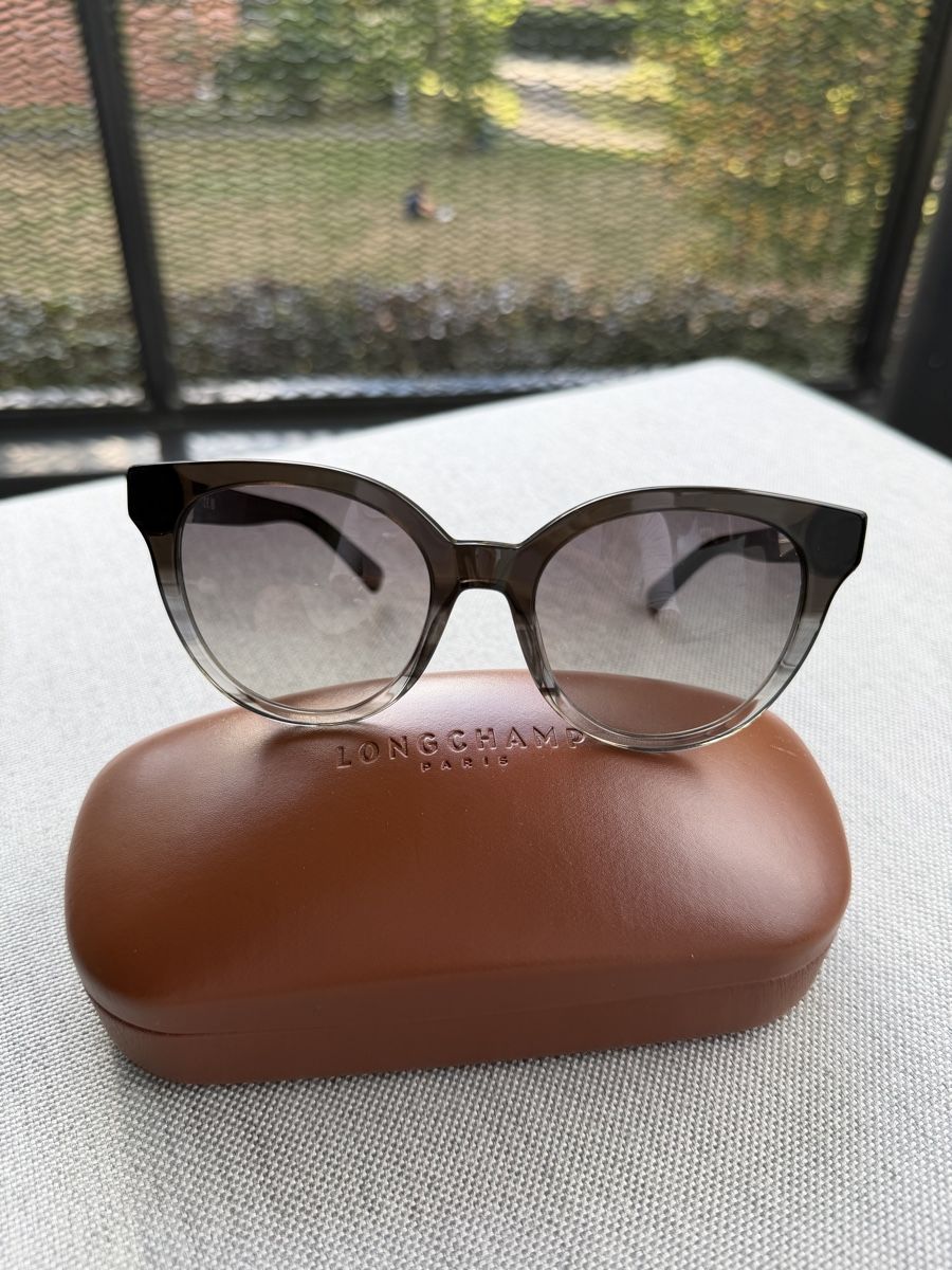 Longchamp Occhiali & Lenti: Longhamp Sonnenbrille Schwarz/grau – Nuovo e nell'imballaggio originale da Wiesendangen venduto da Namoli123