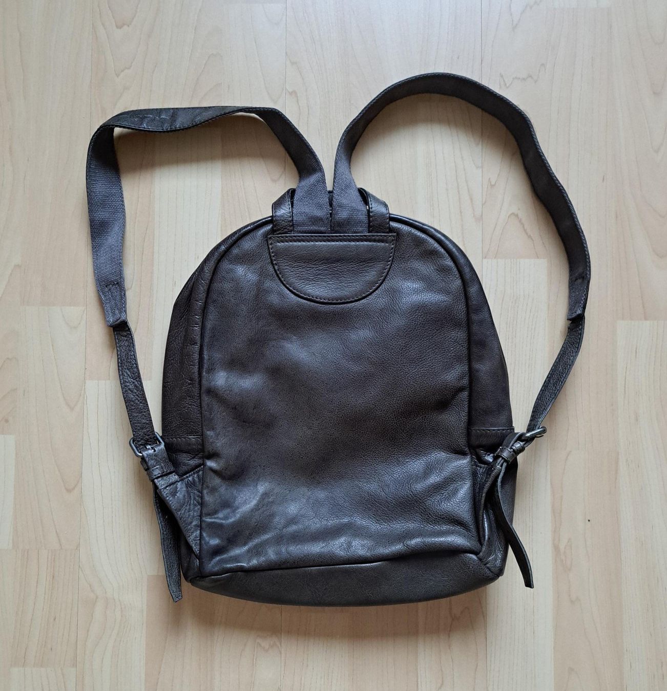 Rucksäcke: Vintage Leder Rucksack "FredsBruder" Dunkelbraun – Gebraucht aus Basel von Patiscat 1