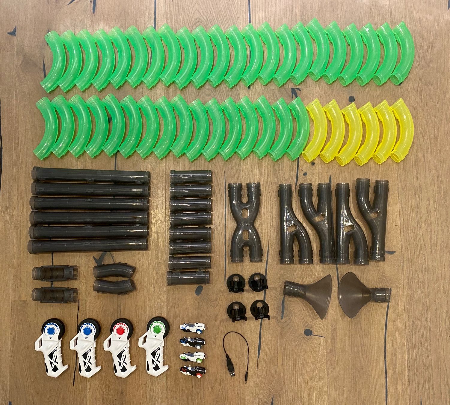 Rennbahnen: Exost Loop Super Deluxe Racing Set + viele Zusatzteile – Gebraucht aus Jona von Toeffjona70 1