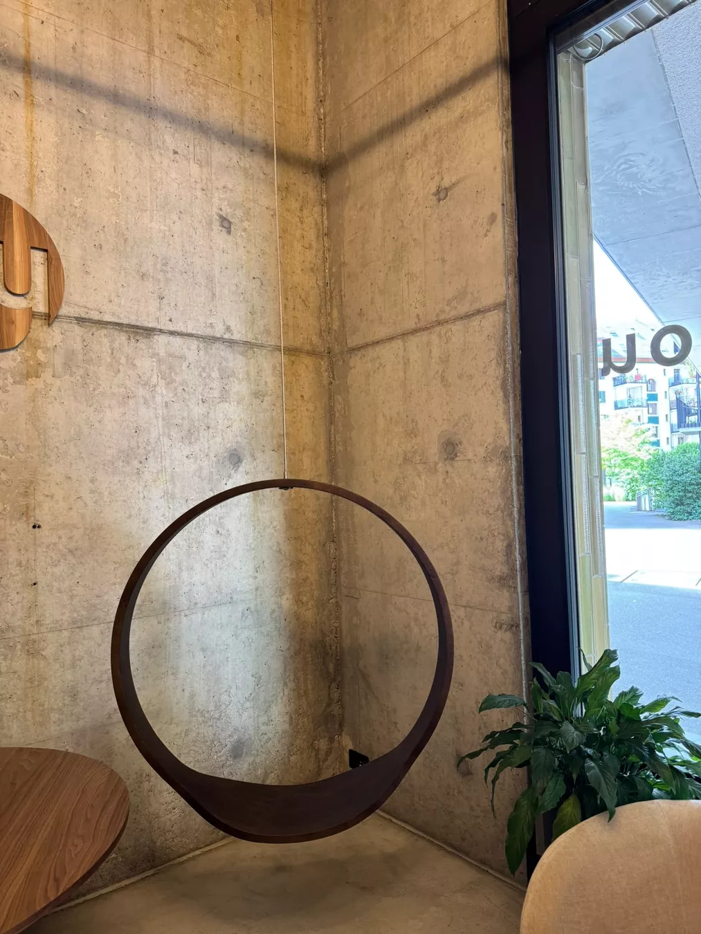Gartenhängesitze: Iwona Kosicka Design Swing - Designer Hängesessel aus Eiche – Gebraucht aus Zürich von inf_y5hd 1