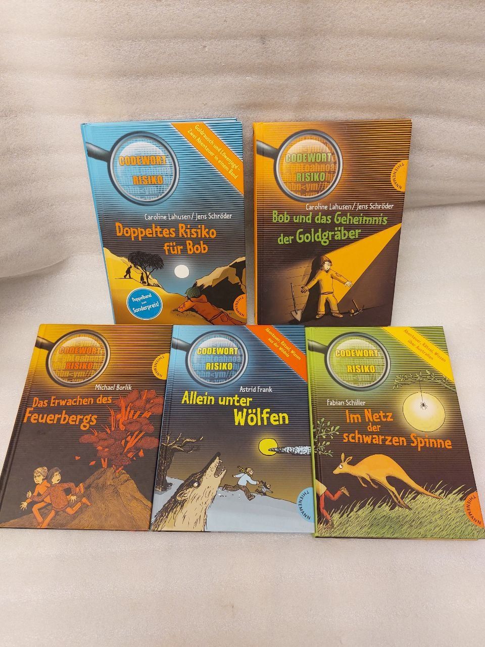 Bücher: Codeword Risiko  5 Bücher für Kinder und Jugendliche. – Gebraucht aus Pambio Noranco von Pol69