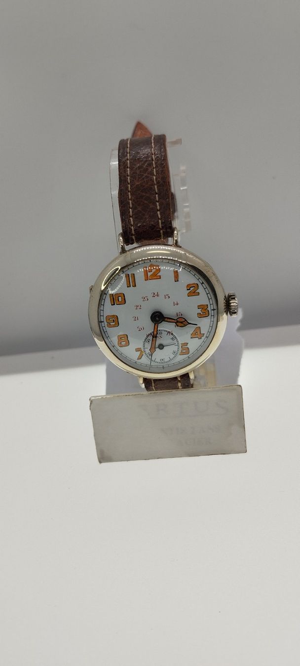 Uhren: Montre bracelet années 20's – Gebraucht aus La Chaux-de-Fonds von jac_9llg