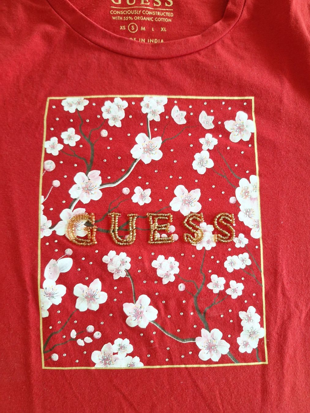 Guess T-shirts: Guess Shirt – D'occasion à Schwerzenbach par Kapstadt2007 1