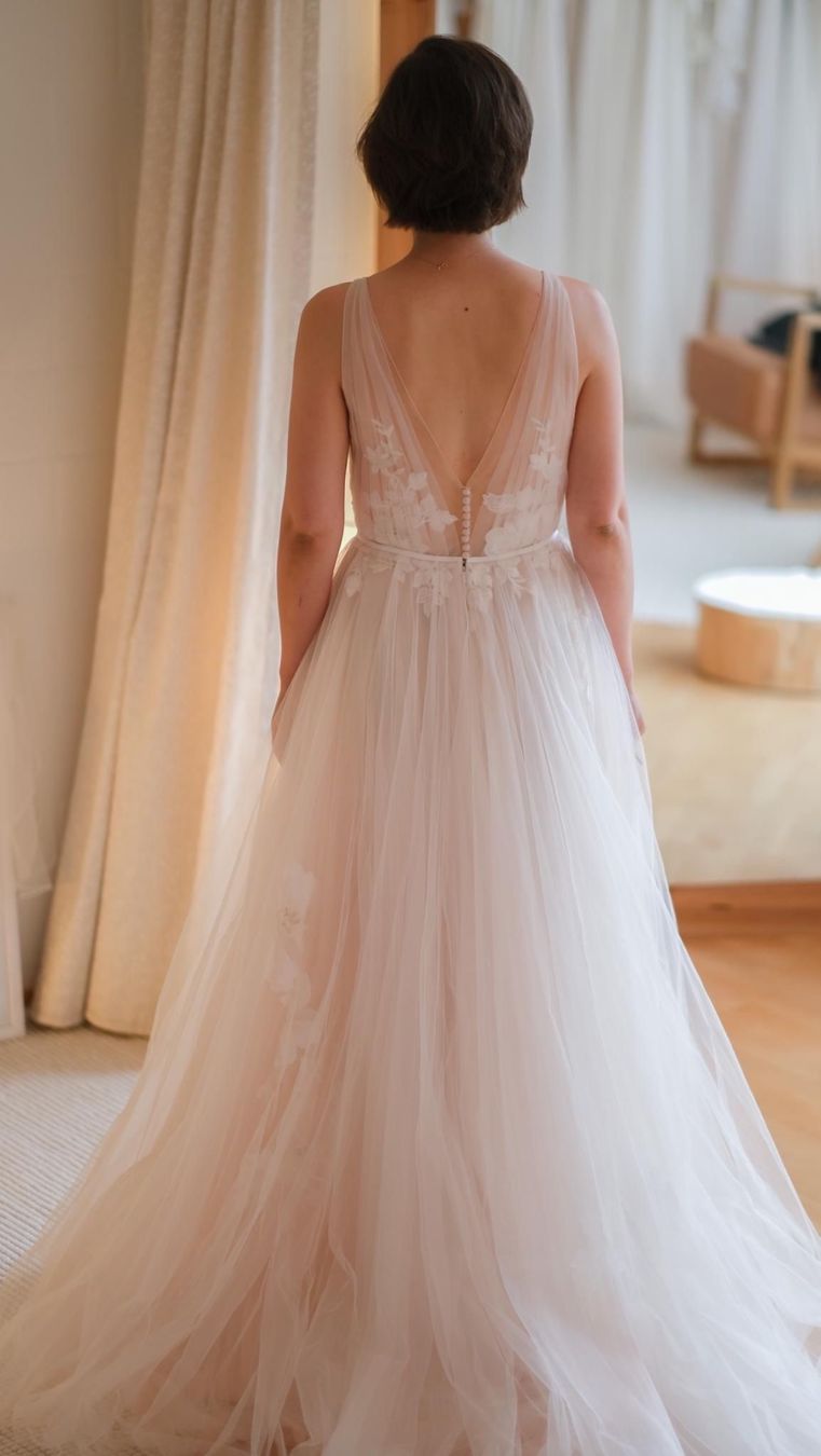 Kleider: Wunderschönes Hochzeitskleid von Willowby, Grösse 36 – Gebraucht aus Basel von rah_r 1