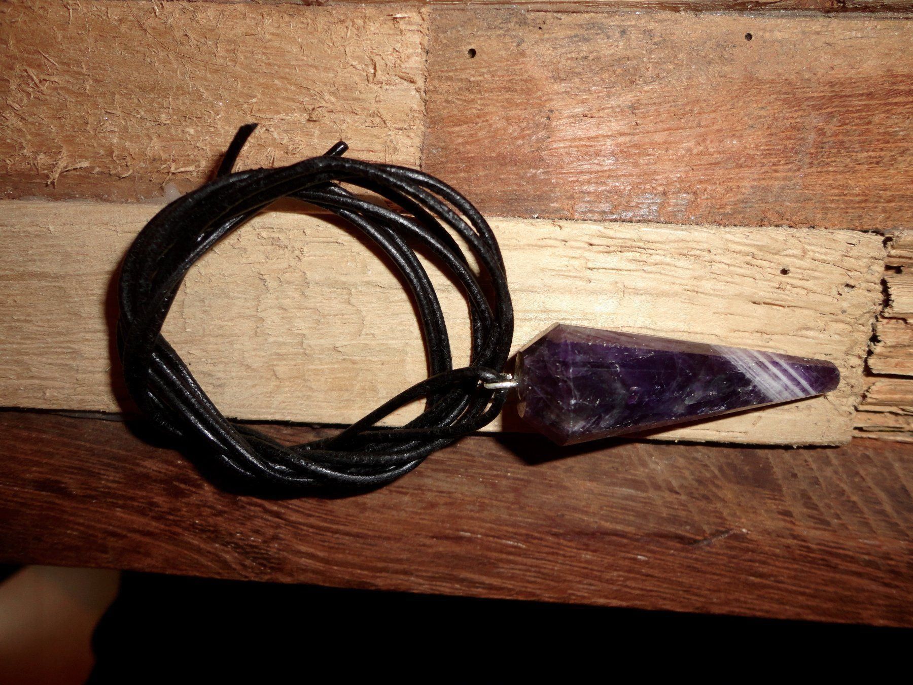 Pietre preziose: Aktion/ Amethyst an Ziegenlederkordel – Nuovo (secondo la descrizione) da Biberist venduto da tl-schmuck