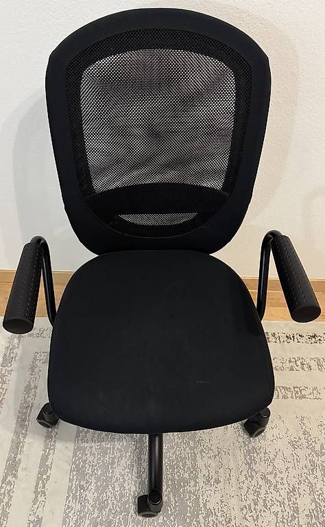 Ikea Sedie: Ikea Bürostuhl schwarz – Difettoso da Volketswil venduto da IT-Mac 1