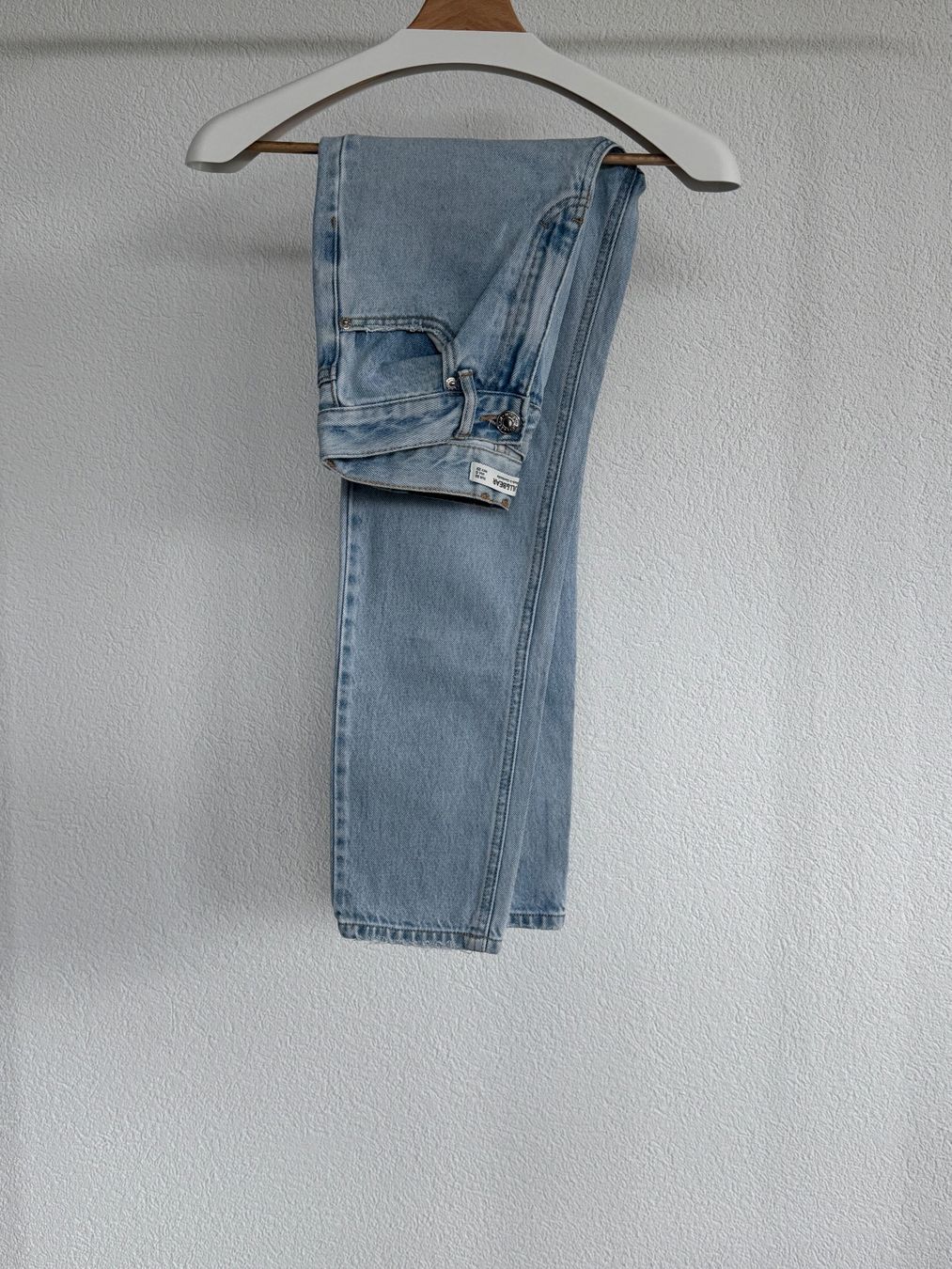 Pull&Bear Jeans: Pull&Bear Mom Jeans – Grösse 32 (6) – Usato da Entlebuch venduto da noemi.luisa