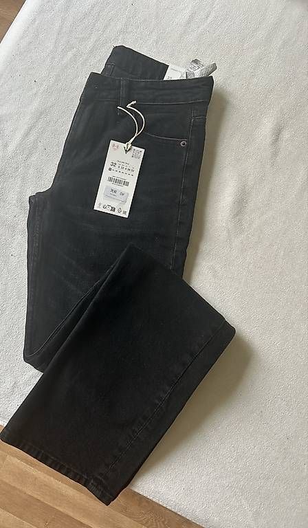 Pantaloni: ZARA Hose Gr.32 – Nuovo e nell'imballaggio originale da Allschwil venduto da Siljo1