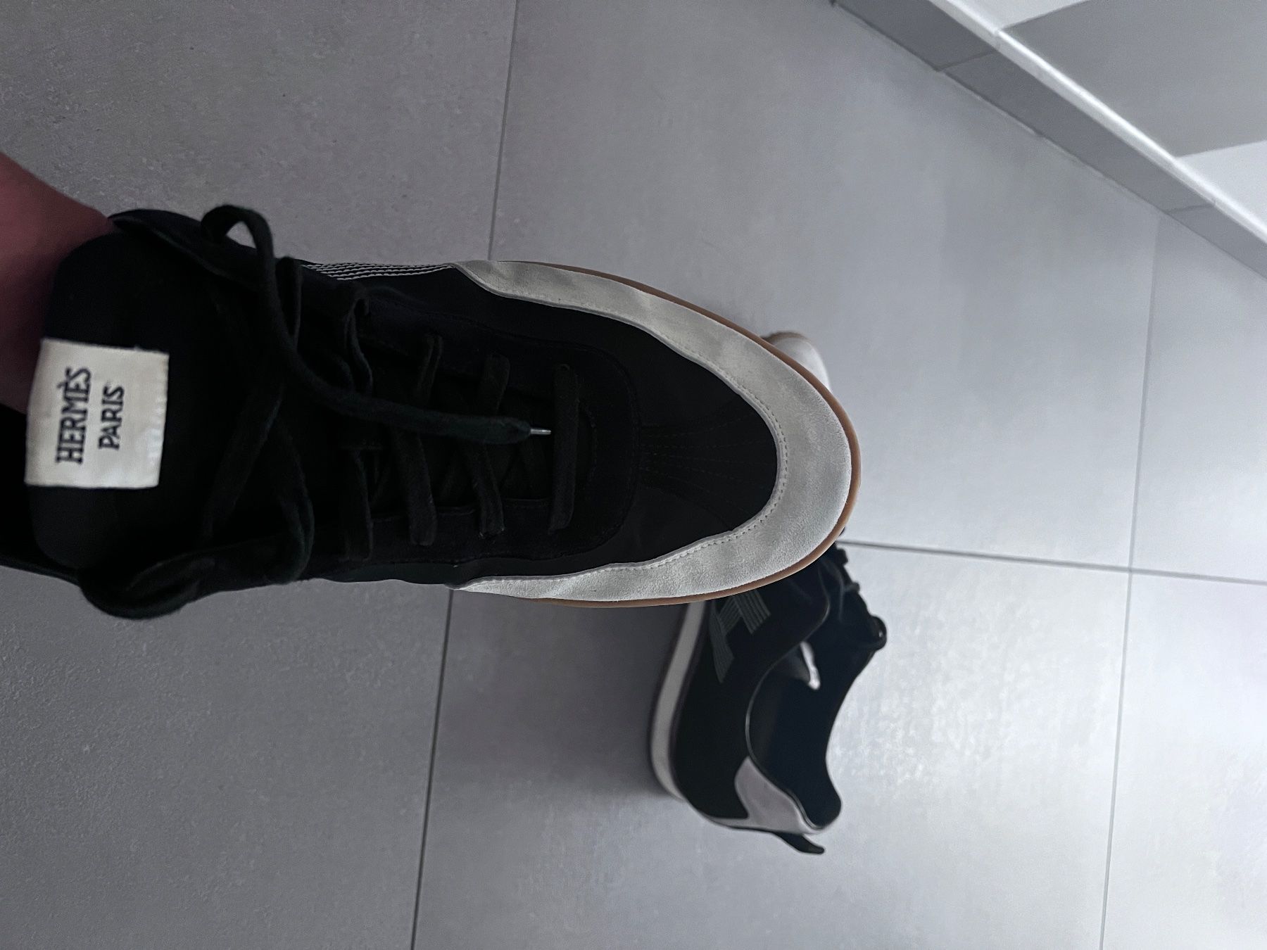 Hermès Scarpe da uomo: Shoes sneakers Hermès – Usato da Vezia venduto da van_y82v 3