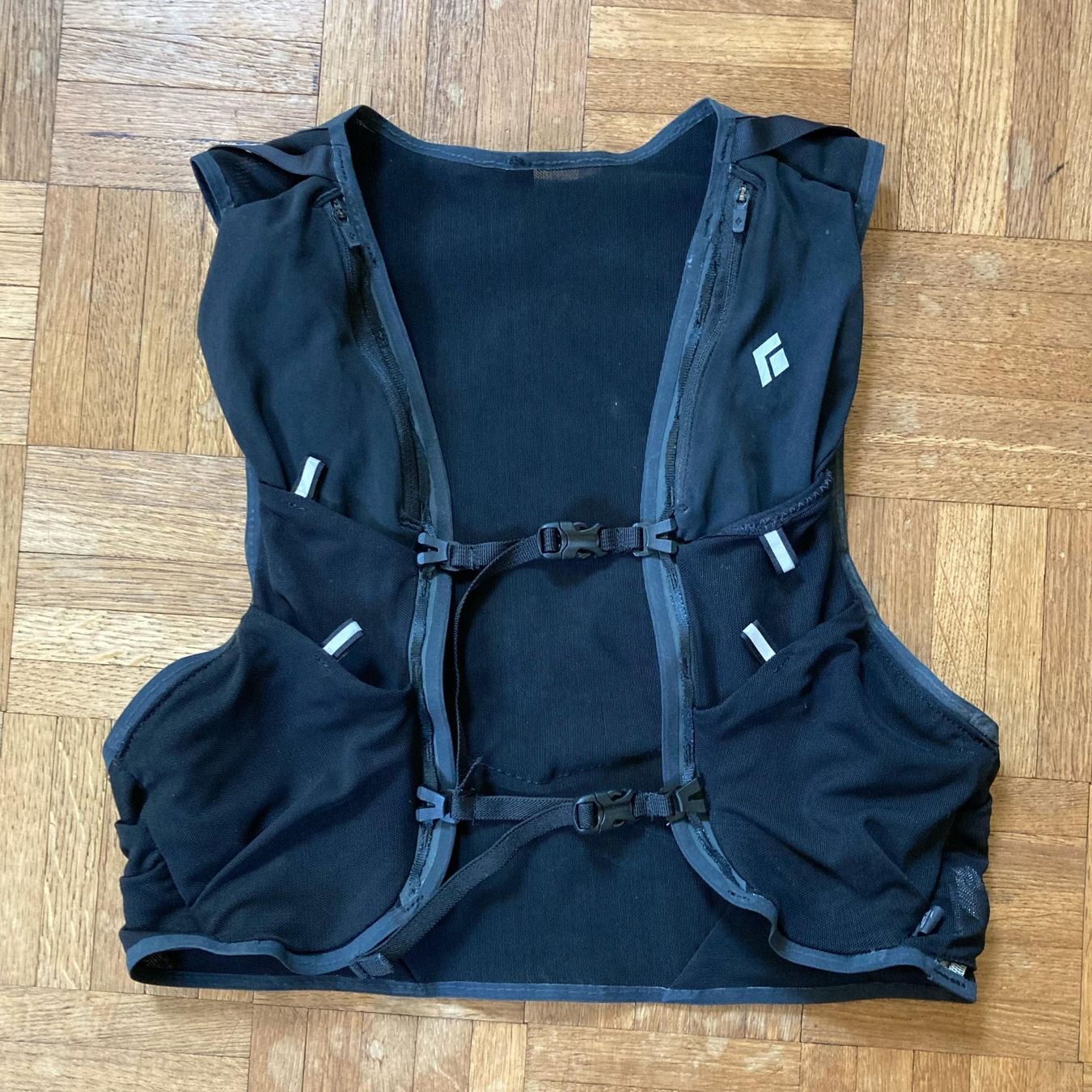 Black Diamond Zaini: Black Diamond 4L Trail Running Veste, Gr: S – Usato da Zürich venduto da need_something 1