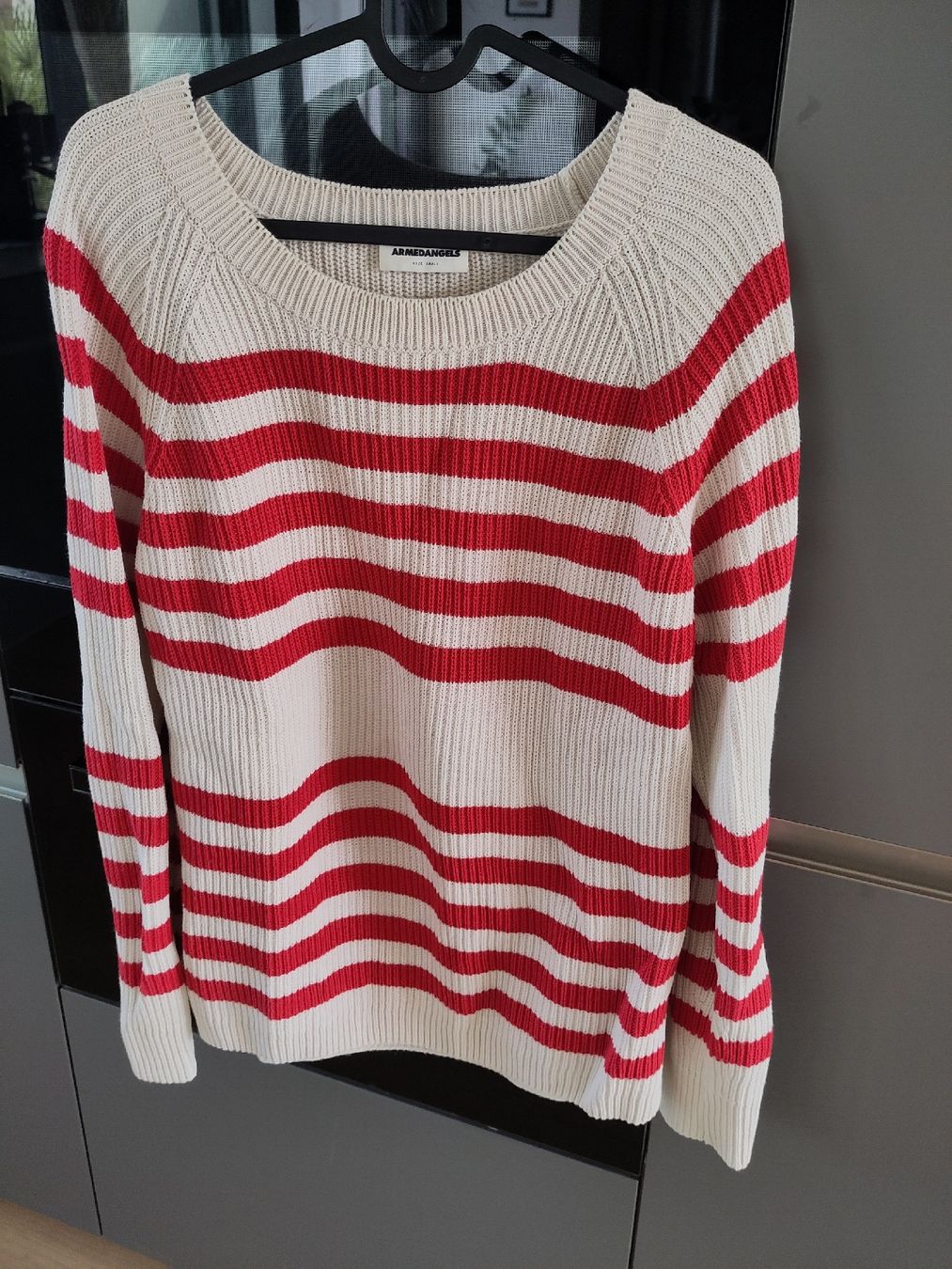 Armedangels Pullover & Sweatshirts: ARMEDANGELS Pullover rot-weiss gestreift Groesse S – Gebraucht aus Zürich von Hanna.walter