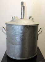 antikes Sterilisiergerät (SN)