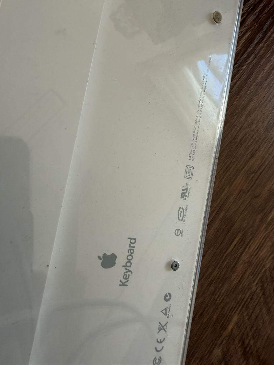 Apple Tastiere: 2 x Apple Tastaturen – Usato da St. Gallen venduto da Emifrei 8