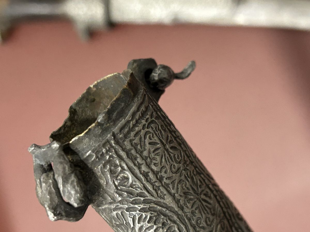 Posate: Dolch verziert mit handgefertigter Metallscheide – Usato da Losone venduto da del_yh97 8