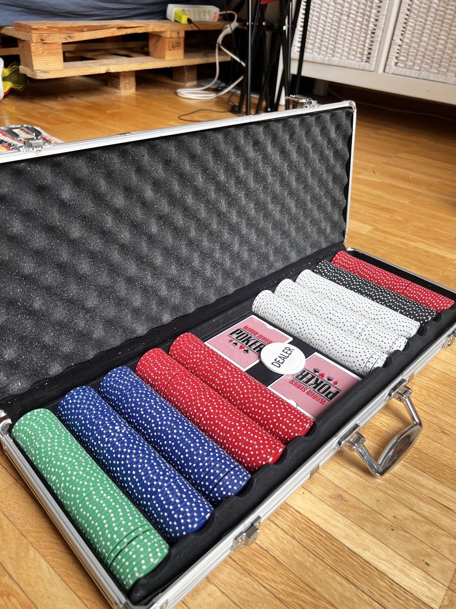 Giochi: Pokerset im Alukoffer  – Usato da Winterthur venduto da Leonie_s