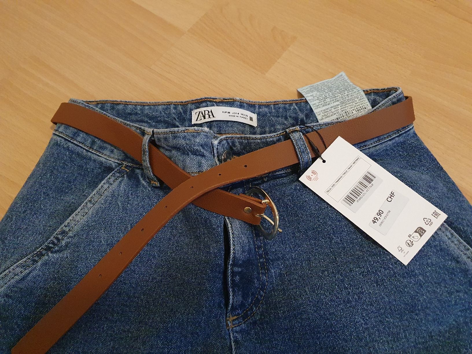 Zara Jeans: neue Jeans mit Gurt von Zara – Neu und originalverpackt aus St. Gallen von 1811123 3