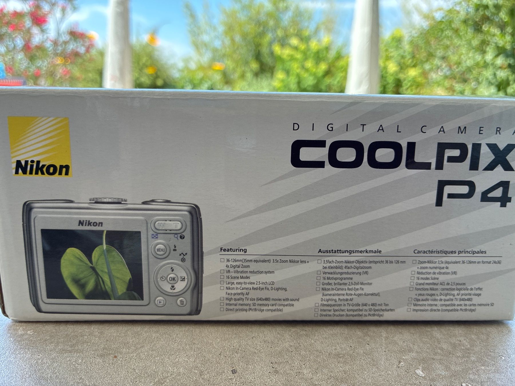 Coolpix Appareil photo: Nikon Coolpix P4 Digitalkamera mit VR – D'occasion à Bettlach par Brissoni 8