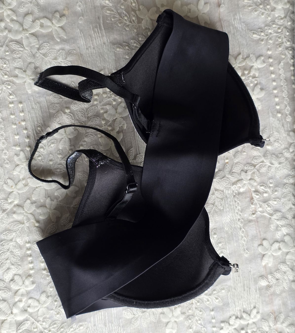 Altra biancheria intima: Schwarzer BH mit Glitzer-Trägern, Gr. 80C, Neu – Nuovo (secondo la descrizione) da Rheinsulz venduto da Gilea 5