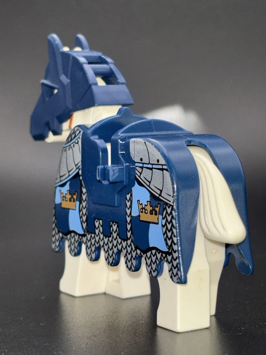 Lego Giocattoli: Lego Kingdoms Pferd mit Rüstung  – Usato da Winterthur venduto da Diwolf 1