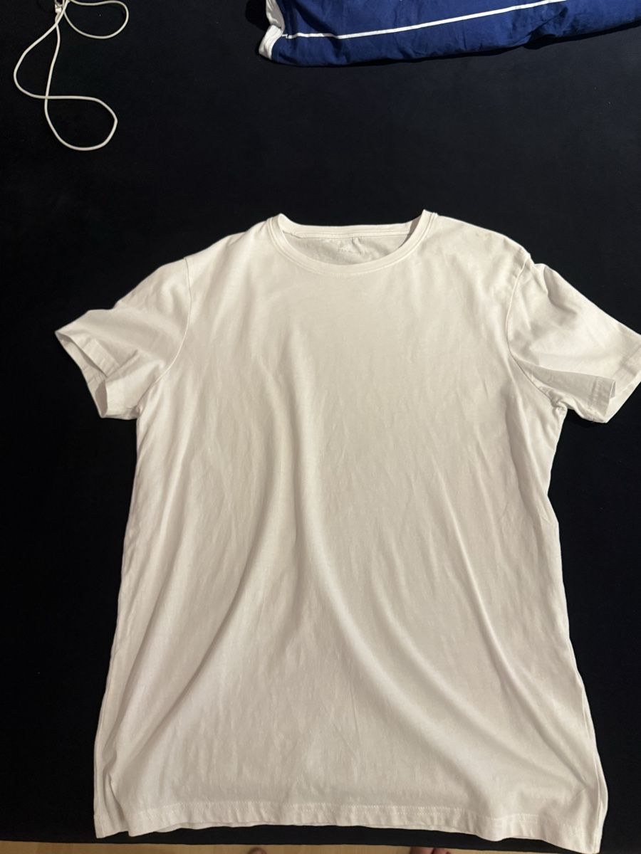 T-shirt: T Shirt – Nuovo (secondo la descrizione) da Däniken SO venduto da jschenker27