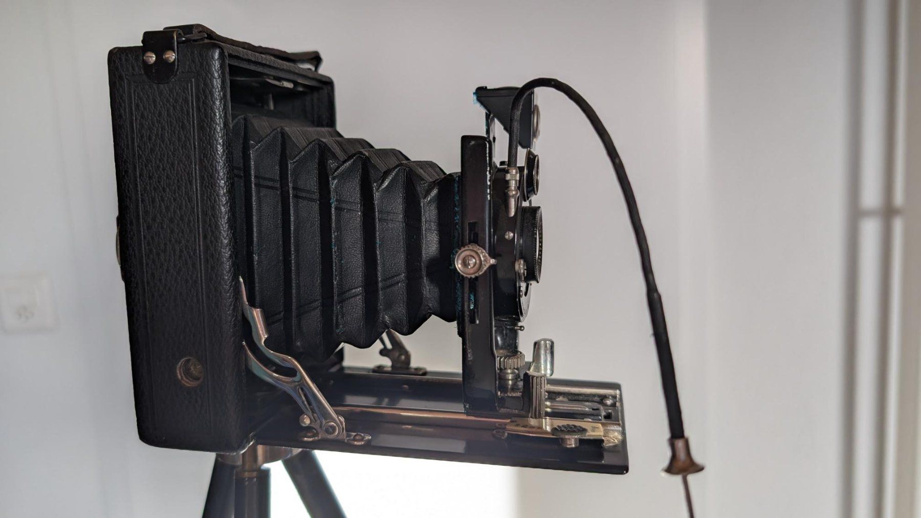 Fotocamera: Fotoapparat JCA Volta 106 inkl. Stativ – Usato da Ittigen venduto da stoney63 1