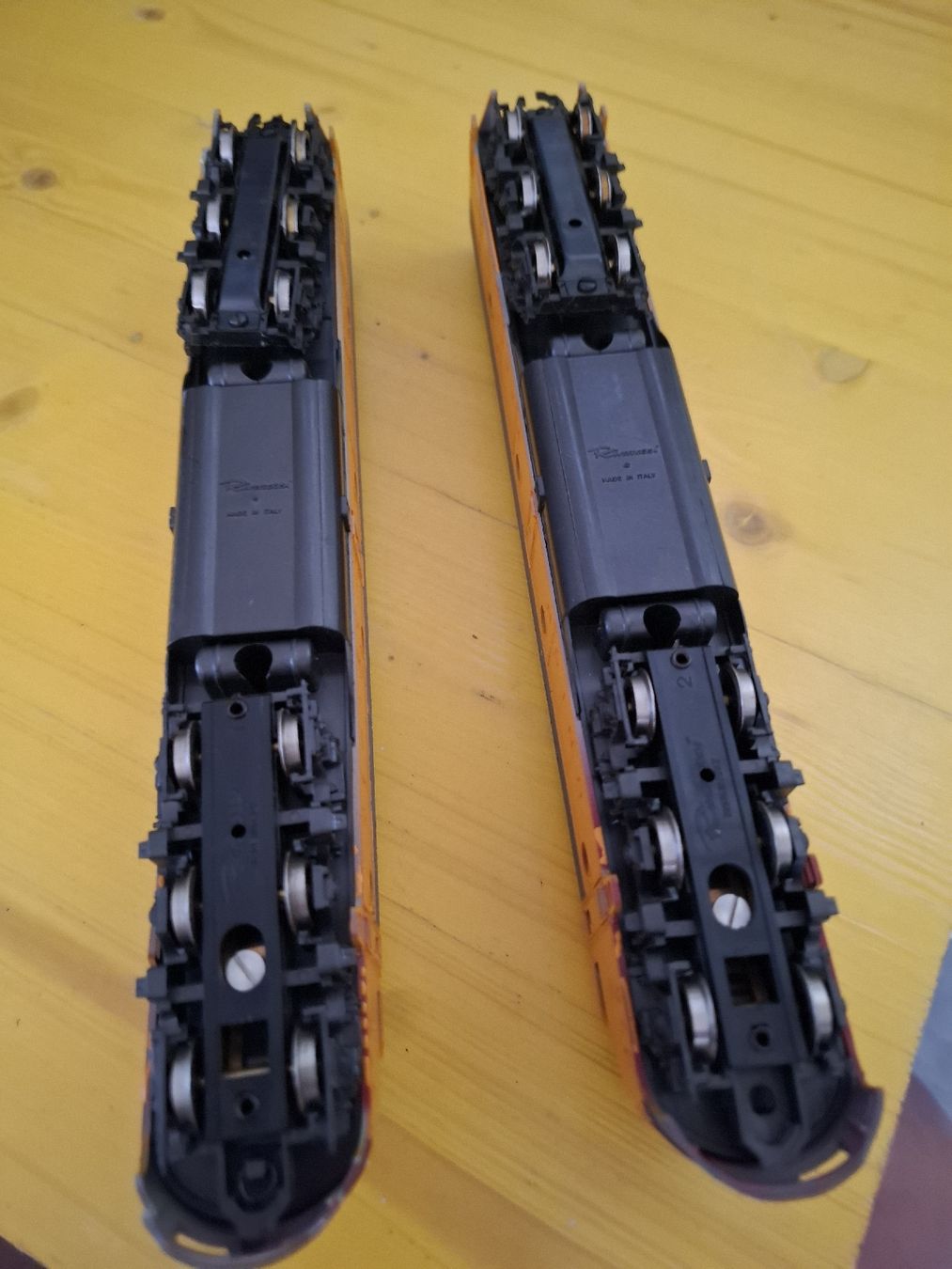 Rivarossi Modellini di ferrovie: Modelleisenbahn Loks Union Pacific 2er Set gebraucht – Usato da St.Gallen venduto da bpeter01 5