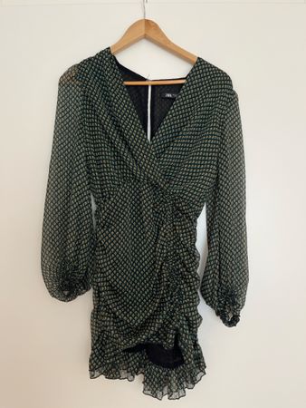 Zara Kleid, Gr. S, neuwertig, perfekt für den Herbst!