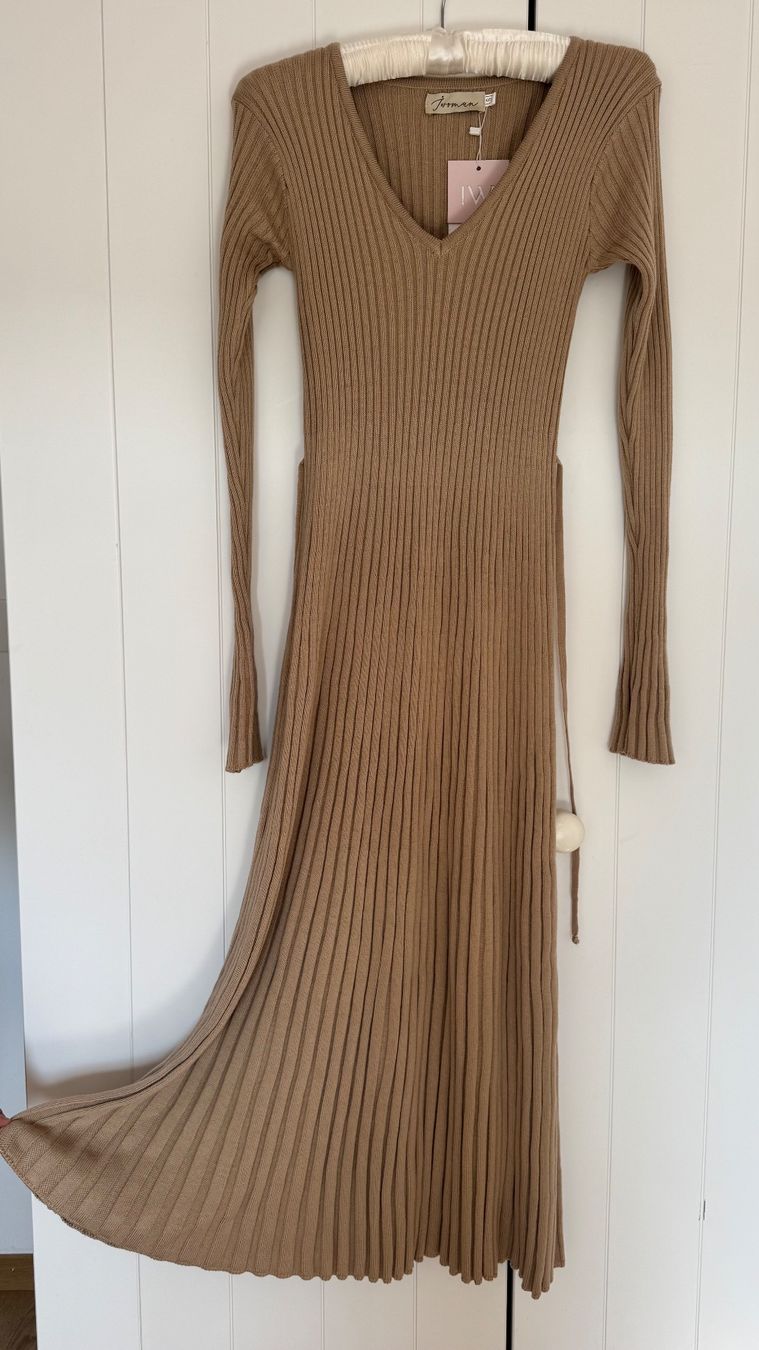 Kleider: Stylisches gestricktes Kleid. Neu! – Neu und originalverpackt aus Schaffhausen von Mea_85 5
