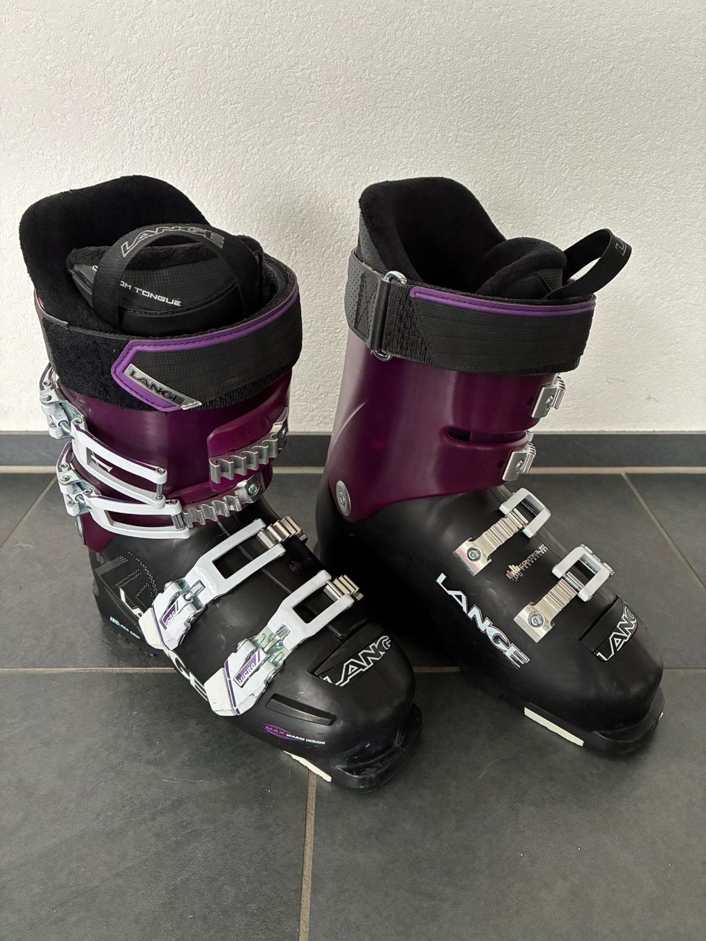 Scarpe da donna: LANGE Damen-Skischuhe RX110 – Usato da Wangen ZH venduto da Beenee71