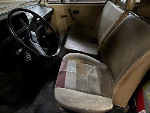 VW Veicoli commerciali: Zwei VW T2 Doppelkabinen DOKA, Oldtimer – Usato da Emmenmatt venduto da wal_d6lq 3