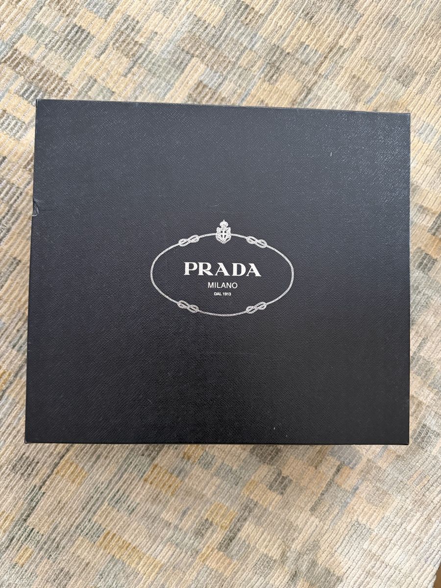 Prada Chaussures femmes: PRADA Wedge Booties, Size 40, Black Leather, – D'occasion à Zürich par kas_g26m 8